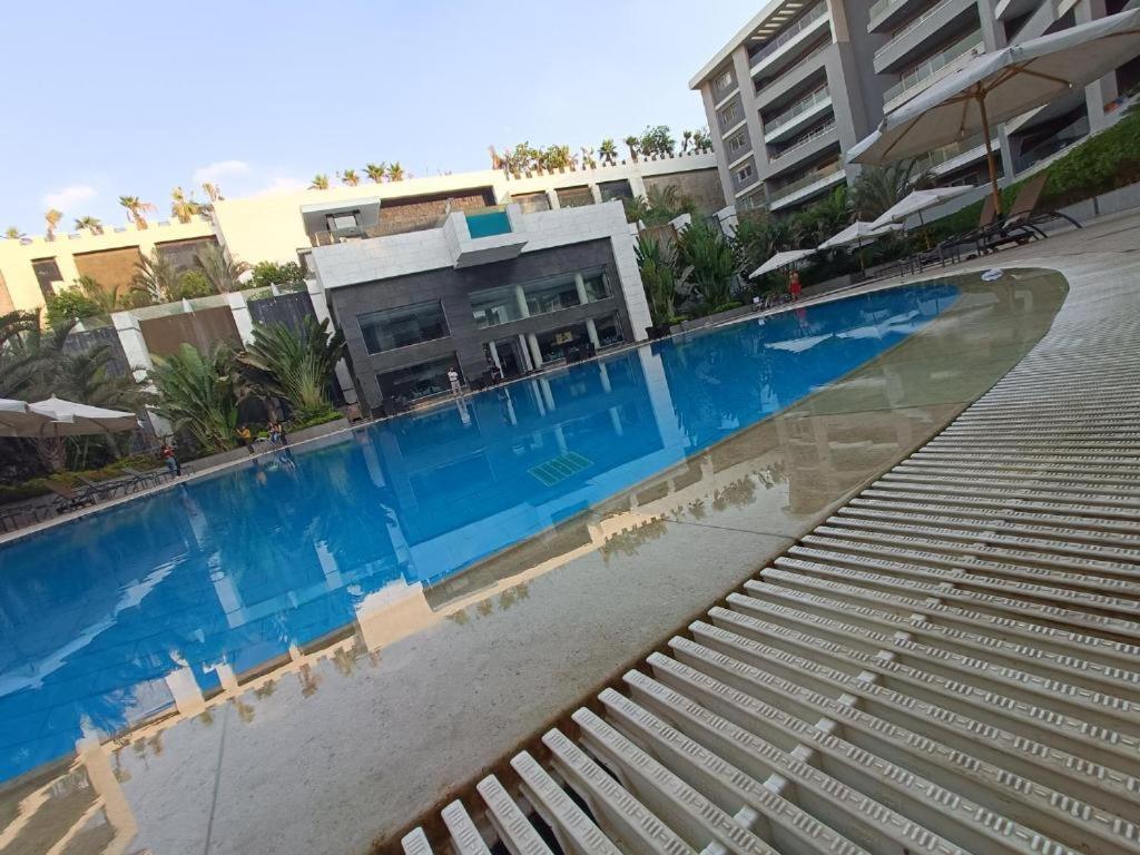 Parkside Boutique 3 Bbr Serviced Apartment - Ocean Blue - Near Airport Kairo Exteriör bild
